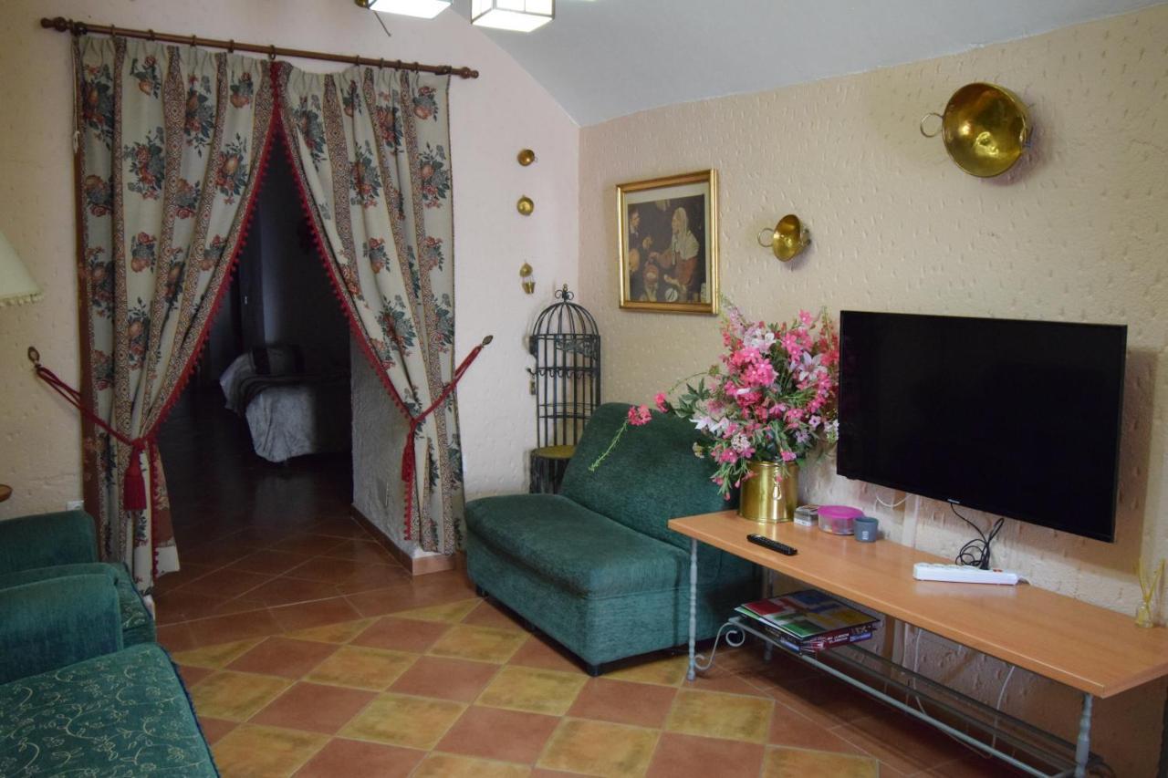 Apartamentos Horno Y Casa De Dulce Purullena Exteriör bild