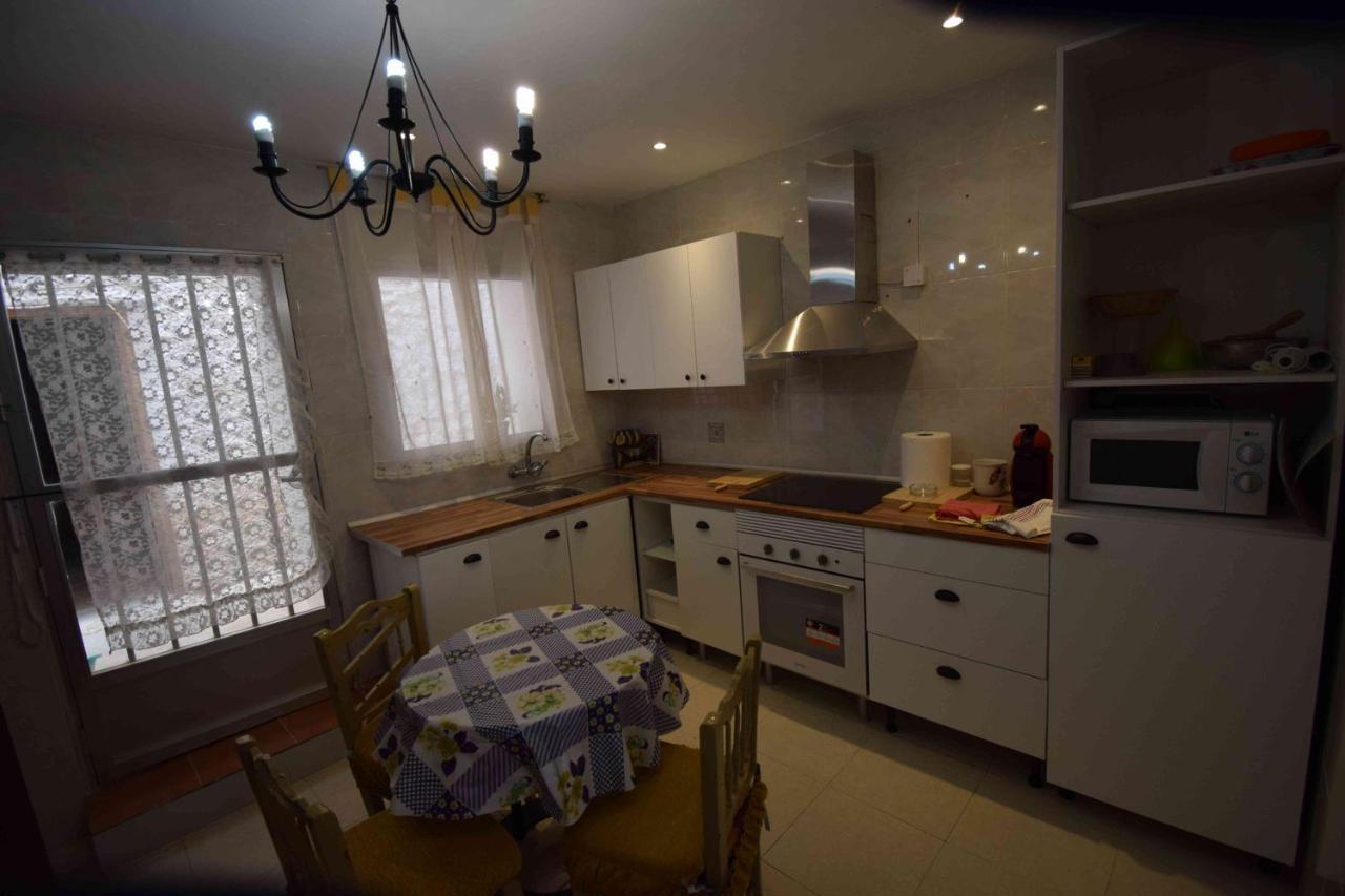 Apartamentos Horno Y Casa De Dulce Purullena Exteriör bild